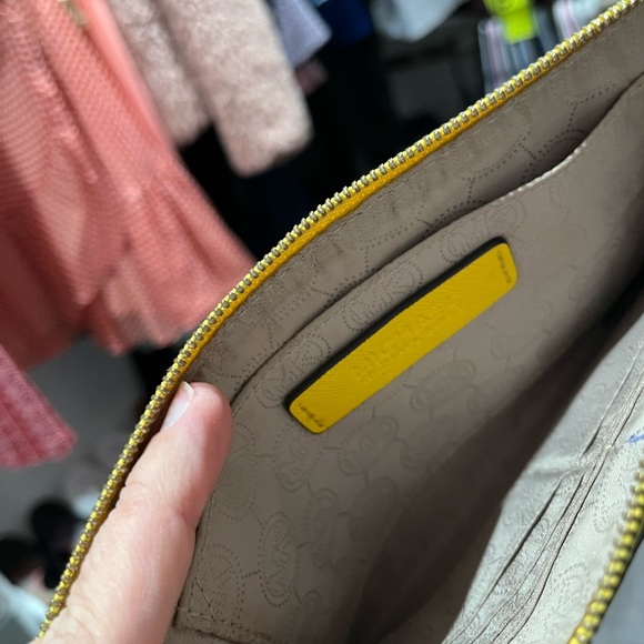 Wristlet - Picture 2 of 2